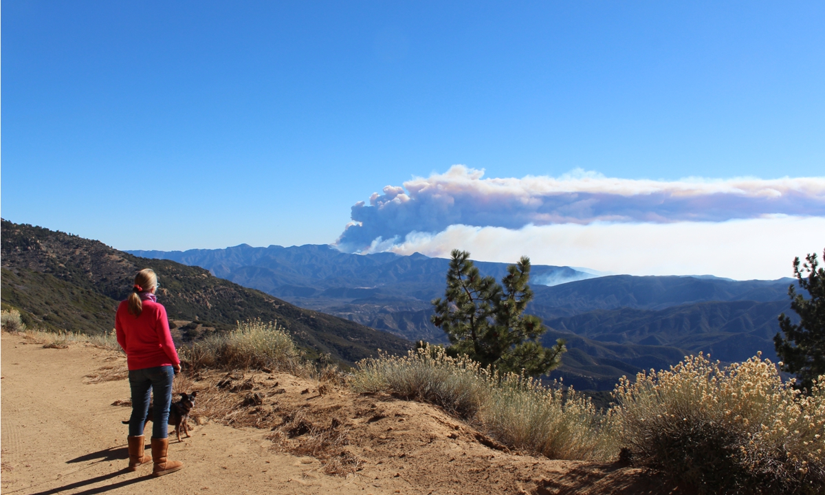 Thomas Fire from Reyes Peak